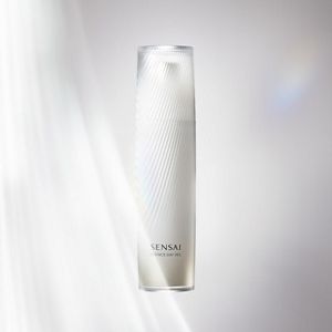新品　SENSAI ESSENCE DAY VEIL 46ml 10本 Sensai Essence Day Veil – Everglow Cosmetics